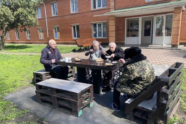 Уход за людьми с нарушением памяти
