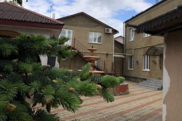 Як обрати надійний пансіонат для літніх людей: головні критерії